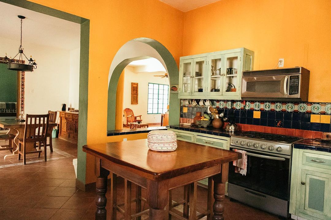 Mi Casa shared kitchen