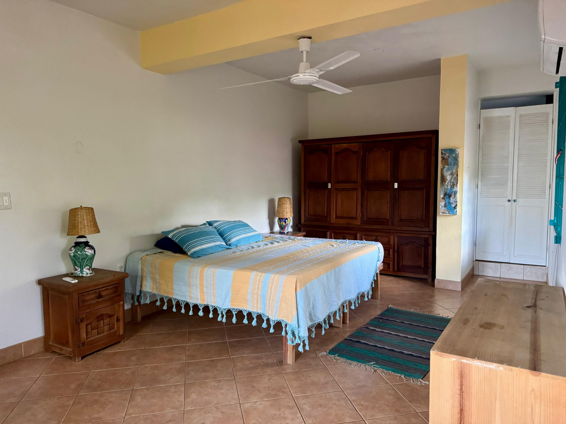 Zicatela room — Spacious · Bright · Restful